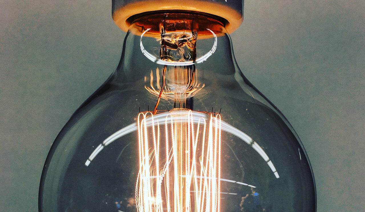 Alex Knight - Closeup Vintage Lightbulb Idea. Via NegativeSpace.co